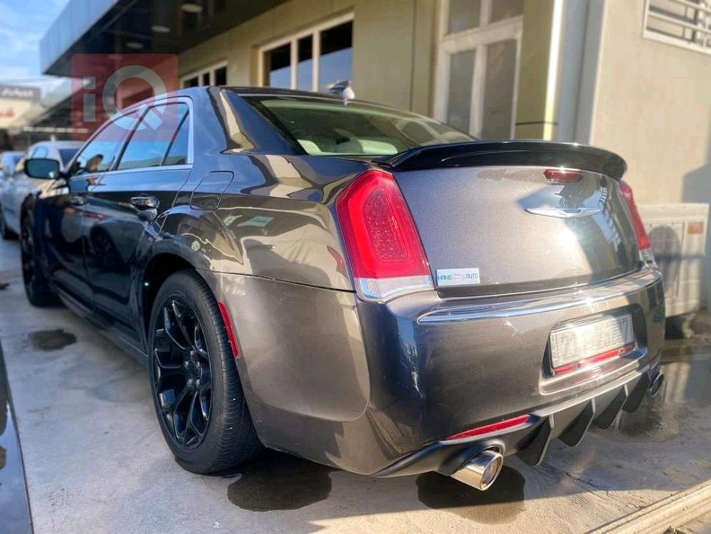 Chrysler 300